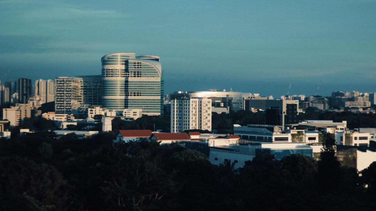Salaire minimum Employment Pass Singapour 2027 : les nouveaux seuils